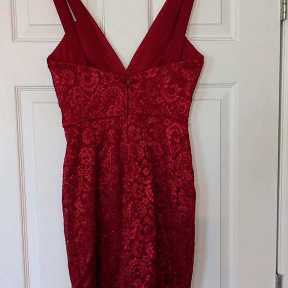 Homecoming Dress - Red Lace Form Fitting  with V Front Glitter & Lace  - Size 7 - Picture 11 of 16